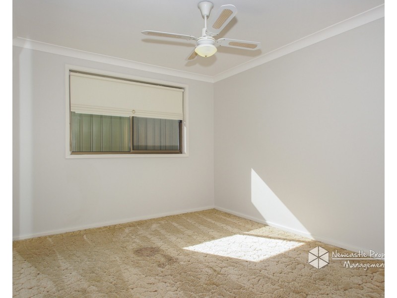 48 Ian Street, Eleebana NSW 2282