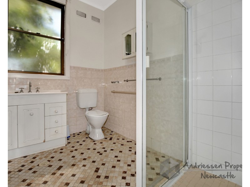 2 Graham Street, Glendale NSW 2285