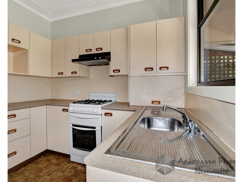 2 Graham Street, Glendale NSW 2285