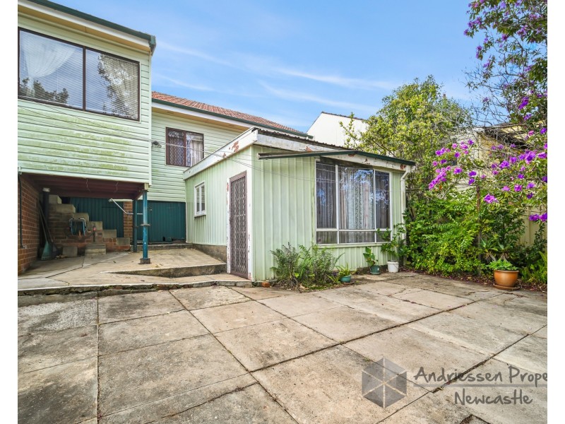 27 Rodway Parade, Kotara NSW 2289