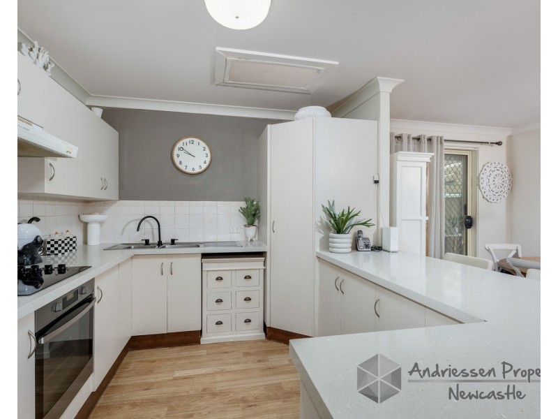 10 Aurora Court, Warners Bay NSW 2282