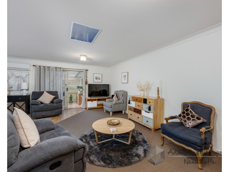 10 Aurora Court, Warners Bay NSW 2282