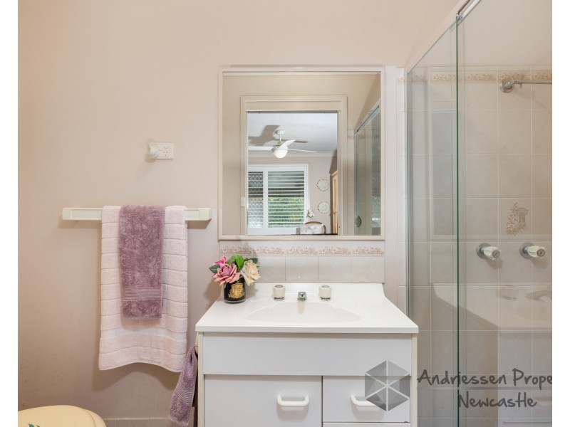 10 Aurora Court, Warners Bay NSW 2282