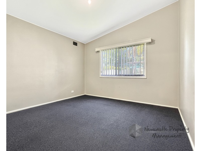 16 Beeson Street, Cardiff South NSW 2285