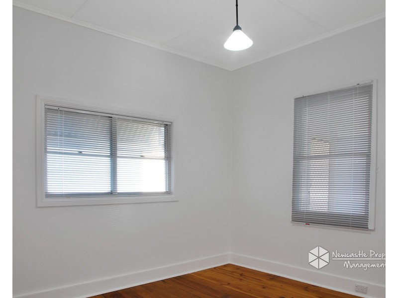 8 Robert Street, Wallsend NSW 2287