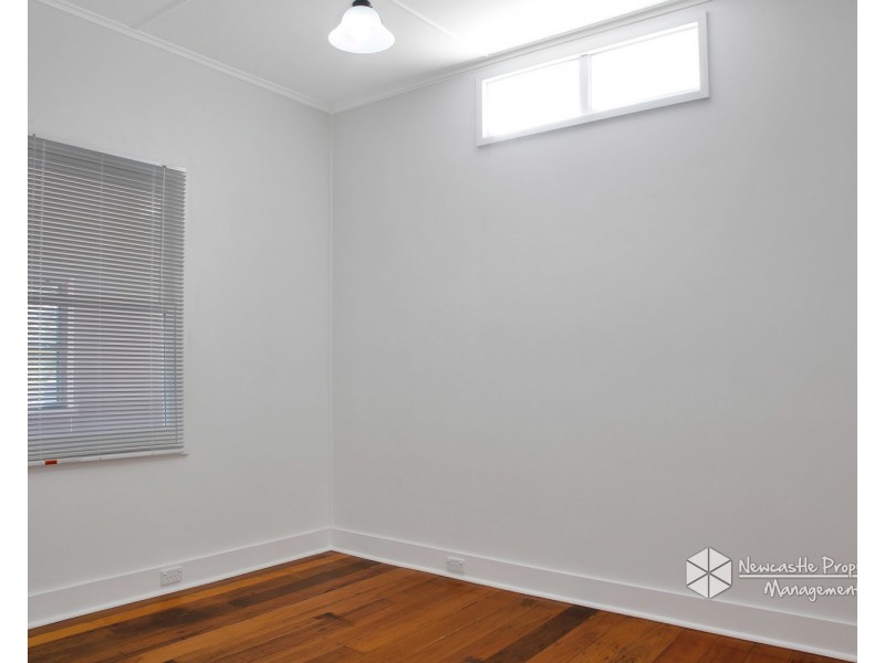 8 Robert Street, Wallsend NSW 2287