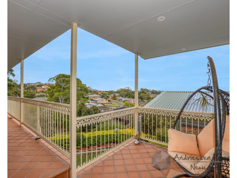 8 Marian Place, Belmont North NSW 2280