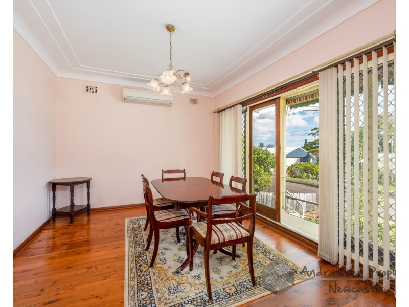 3 Heather Crescent, Garden Suburb NSW 2289
