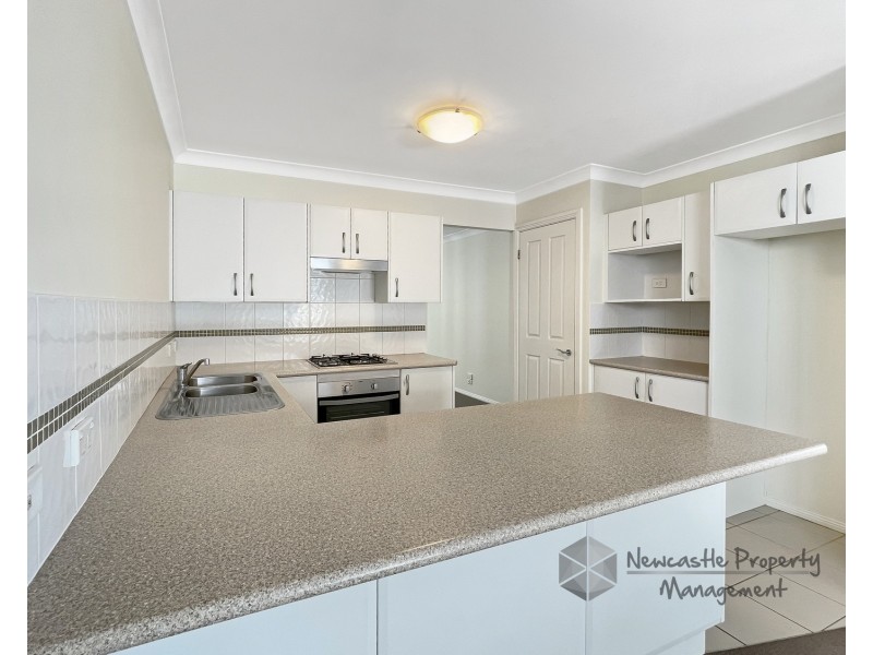 16/18 Sagittarius Crescent, Elermore Vale NSW 2287