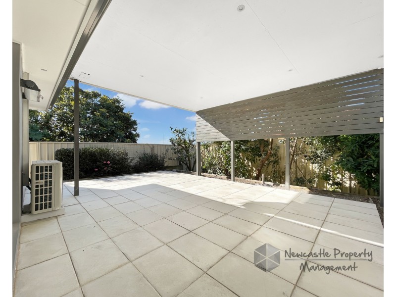16/18 Sagittarius Crescent, Elermore Vale NSW 2287