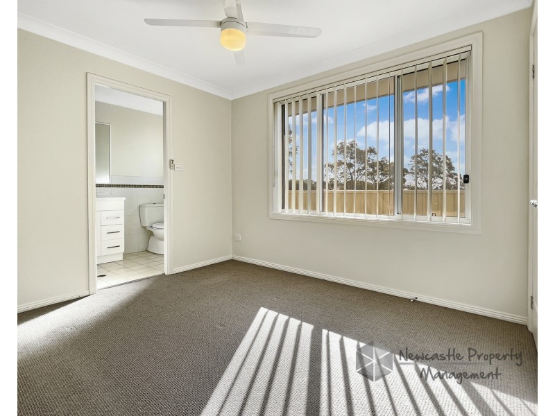 16/18 Sagittarius Crescent, Elermore Vale NSW 2287