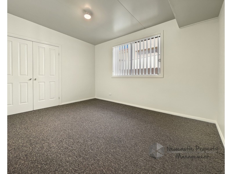 16/18 Sagittarius Crescent, Elermore Vale NSW 2287