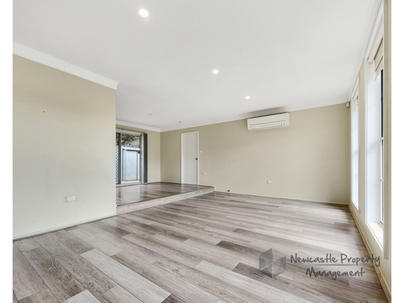 8 Jabiru Street, Carey Bay NSW 2283