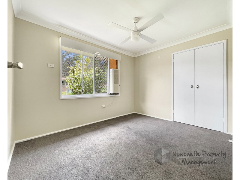 8 Jabiru Street, Carey Bay NSW 2283