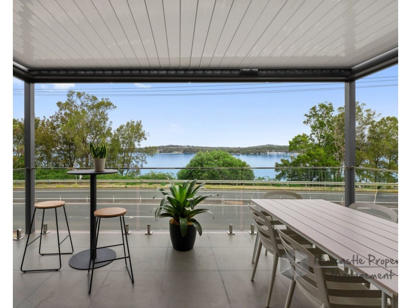 1/304 The Esplanade, Speers Point NSW 2284