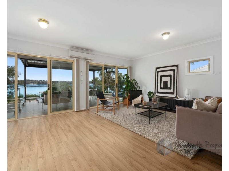 1/304 The Esplanade, Speers Point NSW 2284