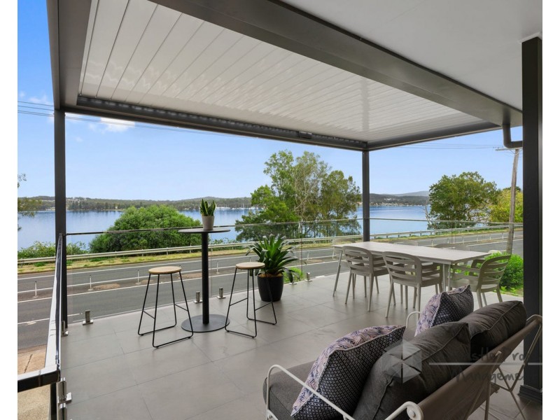 1/304 The Esplanade, Speers Point NSW 2284