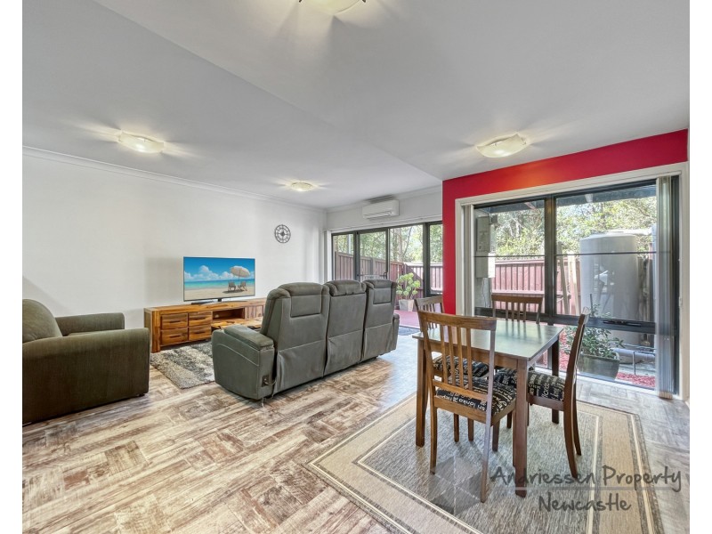 49 Kestrel Circuit, Shortland NSW 2307