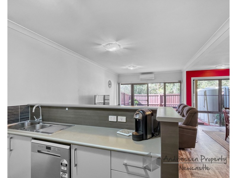 49 Kestrel Circuit, Shortland NSW 2307