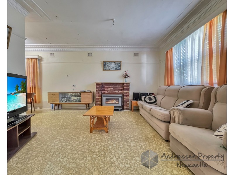 11 Kirby Street, Cardiff NSW 2285