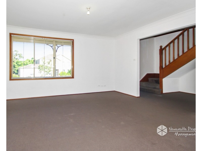 8 Moonan Street, Maryland NSW 2287