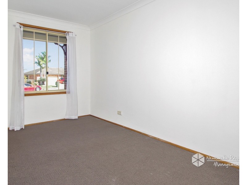 8 Moonan Street, Maryland NSW 2287