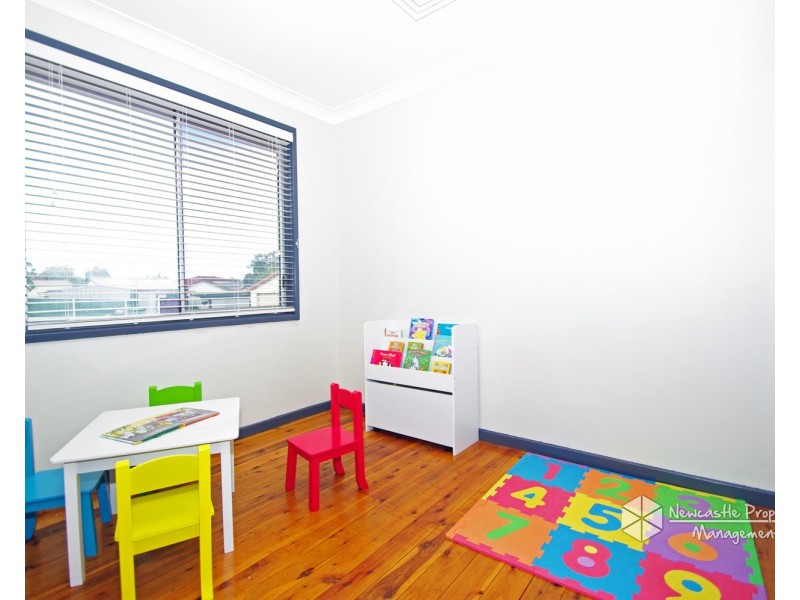 36 Renfrew Crescent, Edgeworth NSW 2285