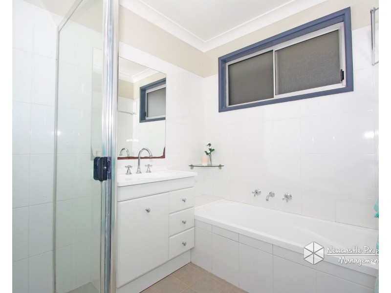 36 Renfrew Crescent, Edgeworth NSW 2285