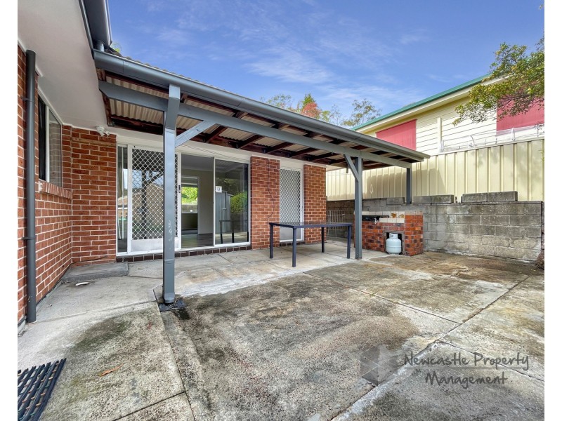 8 Jabiru Street, Carey Bay NSW 2283