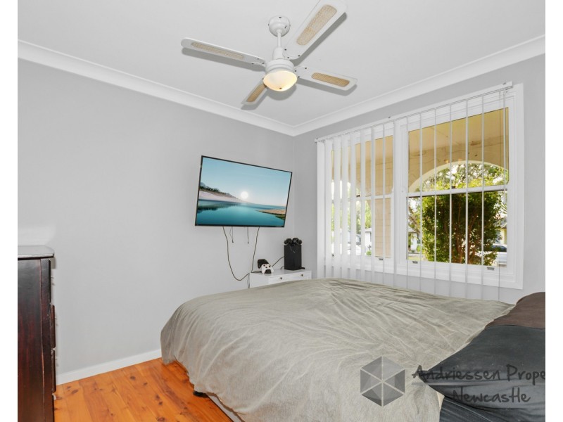 6 Rothbury Street, Maryland NSW 2287