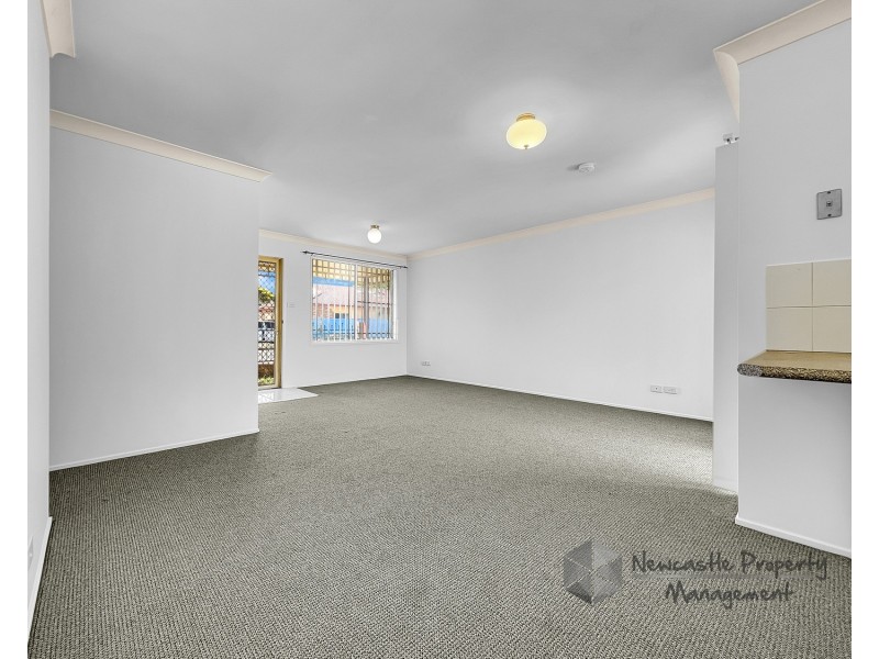 2/87 Brunker Road, Broadmeadow NSW 2292