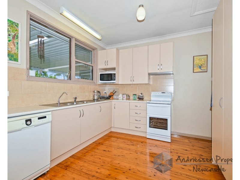 7 Coronation Avenue, Cardiff NSW 2285