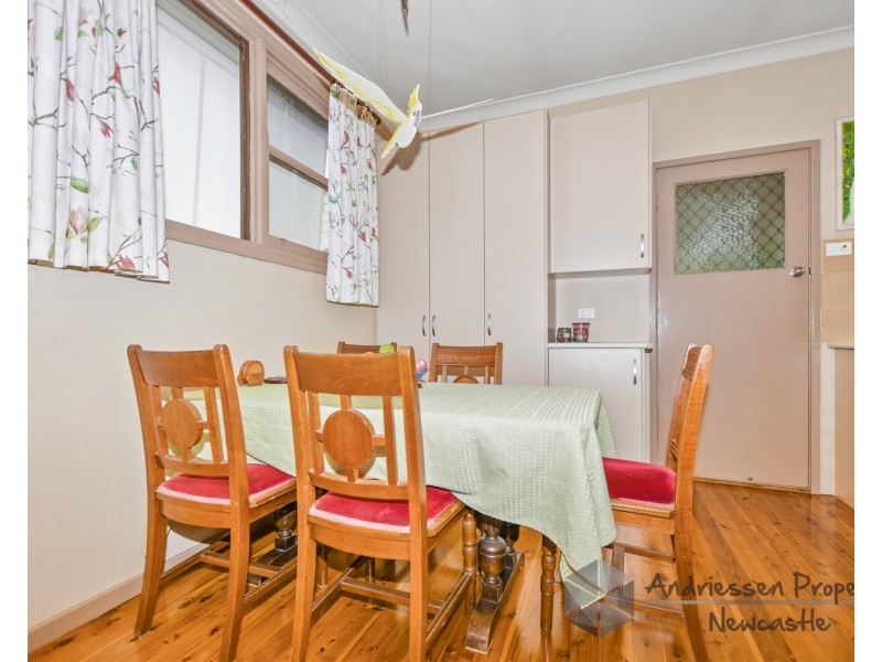 7 Coronation Avenue, Cardiff NSW 2285