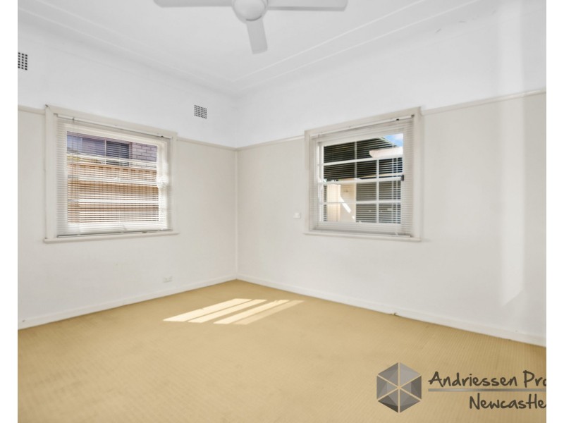 10 Poyner Avenue, Glendale NSW 2285