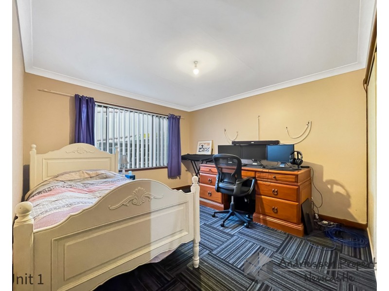 Flats 1-3/3B Peatties Road, Cardiff NSW 2285