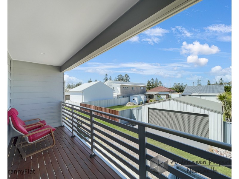 1 King Street, Stockton NSW 2295