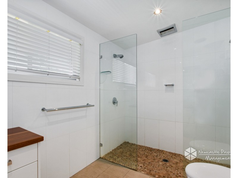 2 Edith Street, Marks Point NSW 2280