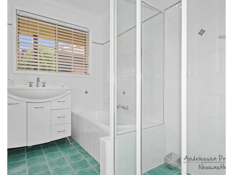 1/2a Frederick Street, Glendale NSW 2285