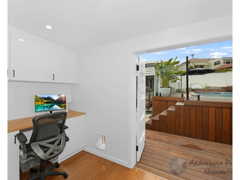 8 Michele Crescent, Glendale NSW 2285