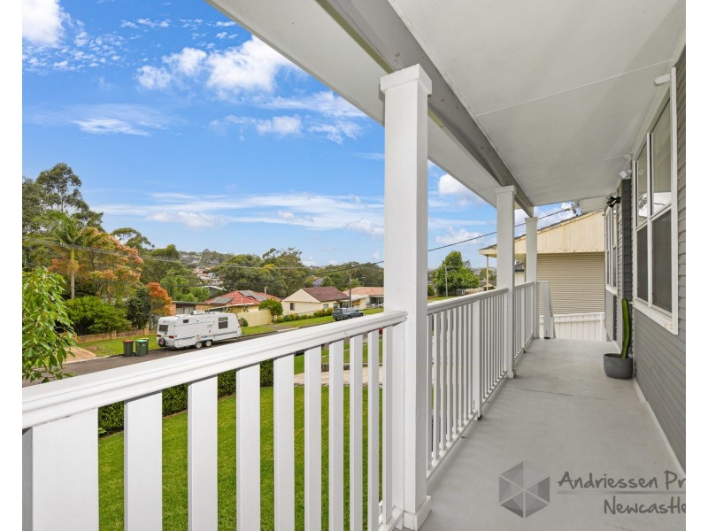 8 Michele Crescent, Glendale NSW 2285