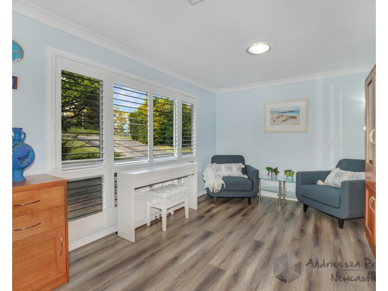 284 Lake Road, Glendale NSW 2285