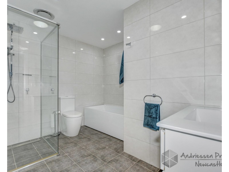 284 Lake Road, Glendale NSW 2285