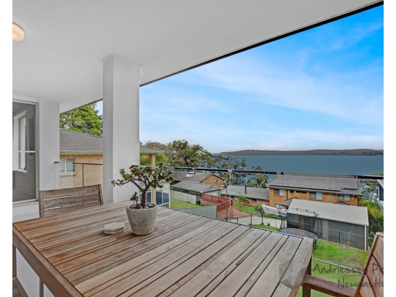 290 Dobell Drive, Wangi Wangi NSW 2267