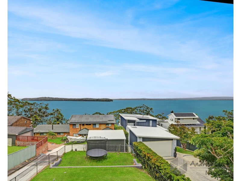 290 Dobell Drive, Wangi Wangi NSW 2267