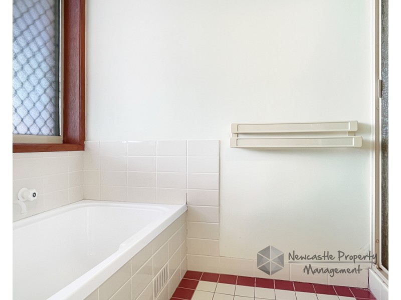 14 Endeavour Close, Woodrising NSW 2284