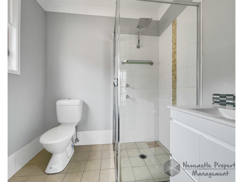 18 Strutt Crescent, Metford NSW 2323