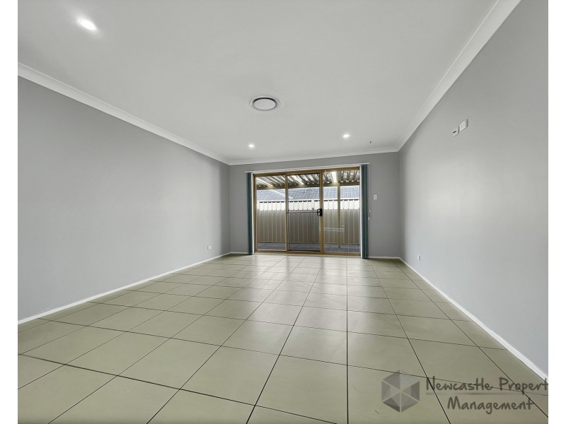 18 Strutt Crescent, Metford NSW 2323