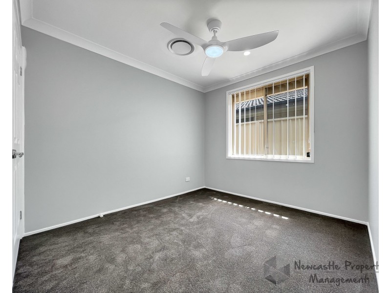 18 Strutt Crescent, Metford NSW 2323