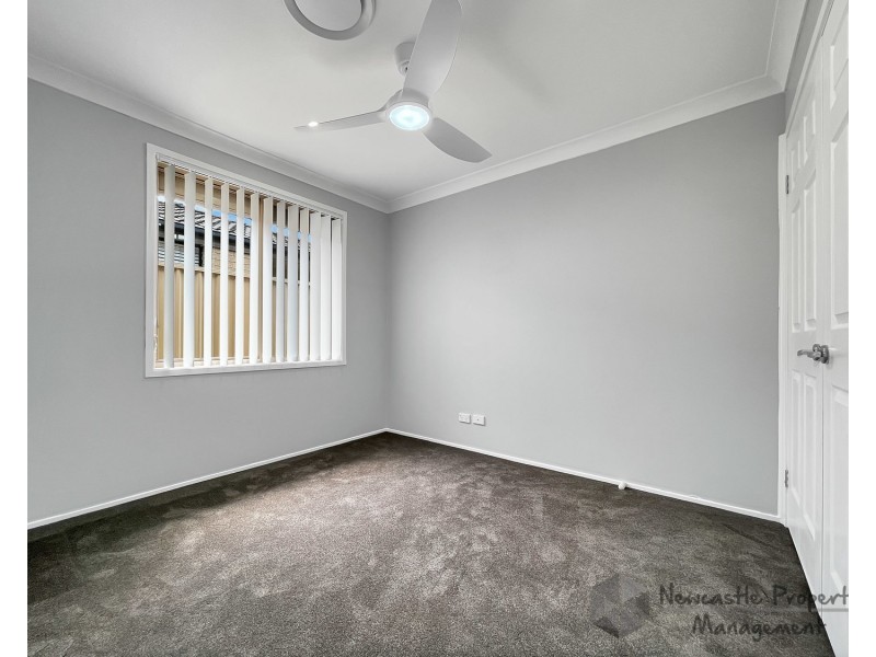18 Strutt Crescent, Metford NSW 2323
