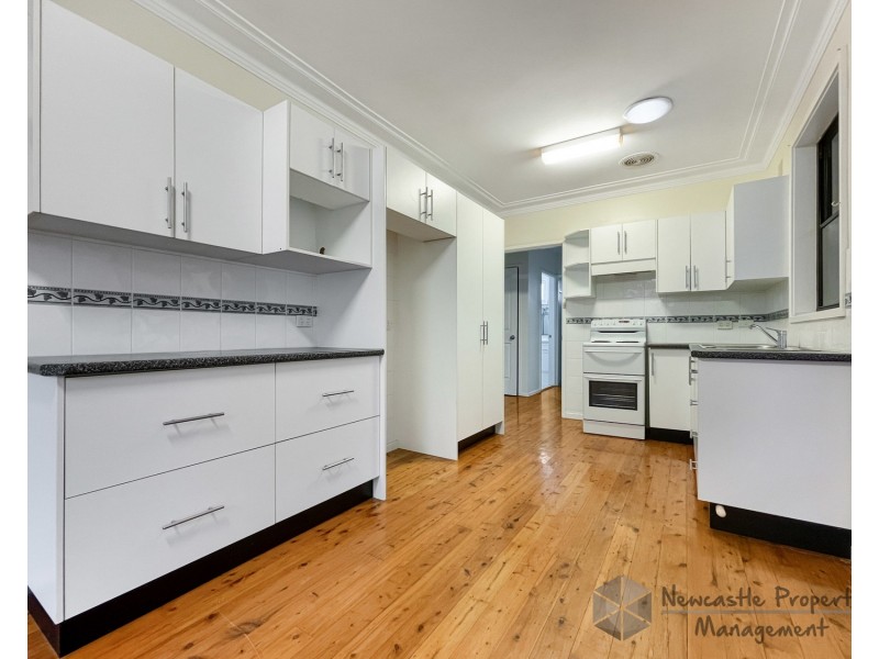 8 Rose Avenue, Glendale NSW 2285